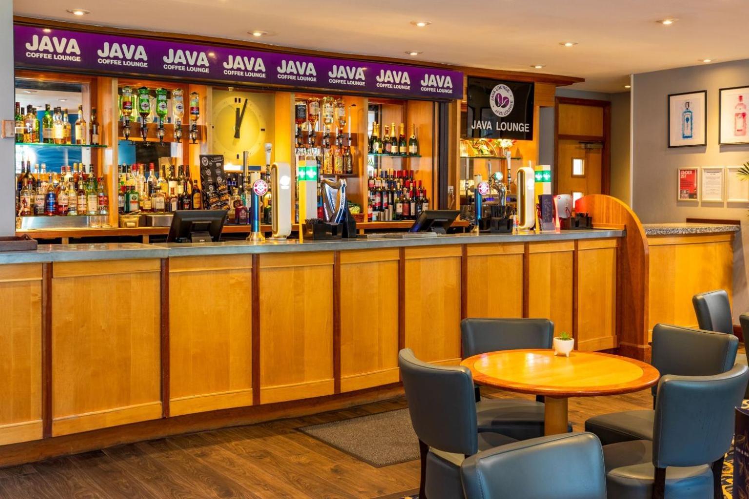 Britannia Leeds Bradford Airport Hotel Bramhope Exterior photo