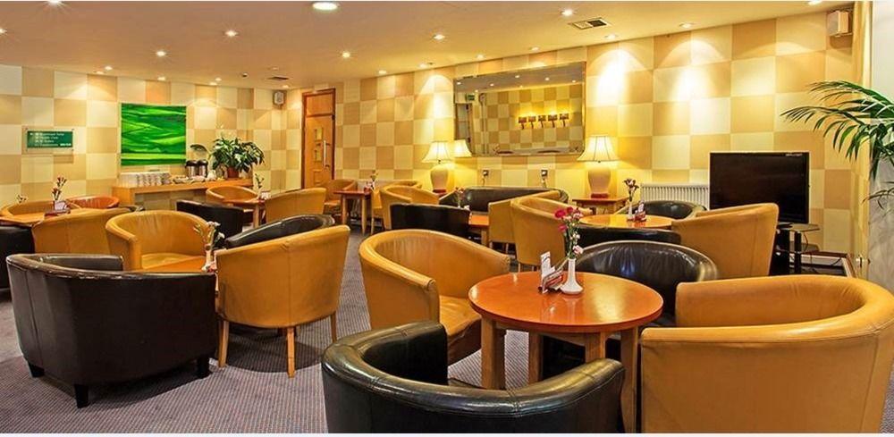 Britannia Leeds Bradford Airport Hotel Bramhope Exterior photo